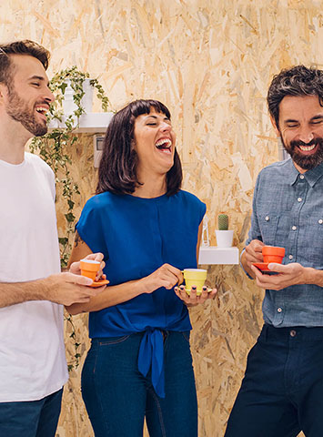 PROGRAMLARIMIZLA İLGİLİ MEZUN ÖĞRENCİ GÖRÜŞLERİ